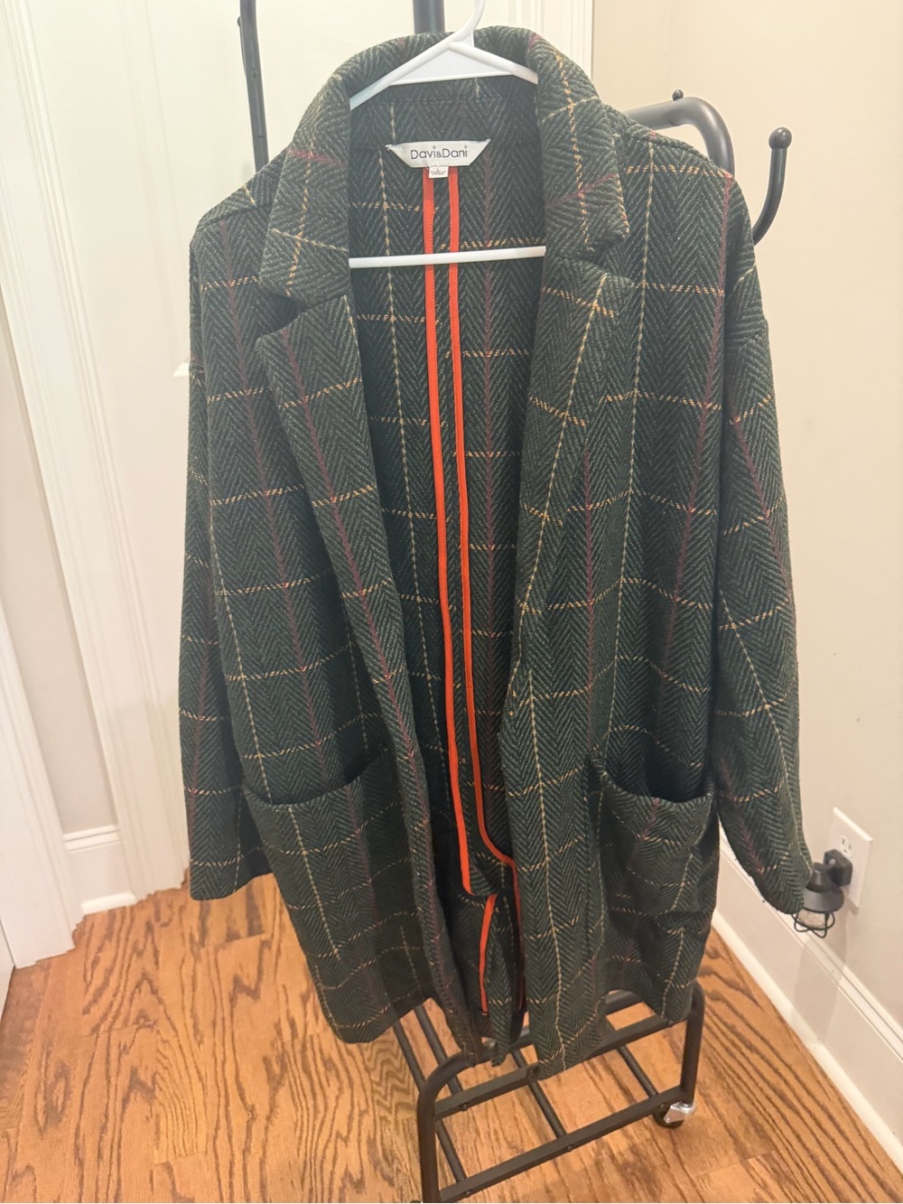 DAVI & DANI Dark Green Plaid Open Front Blazer